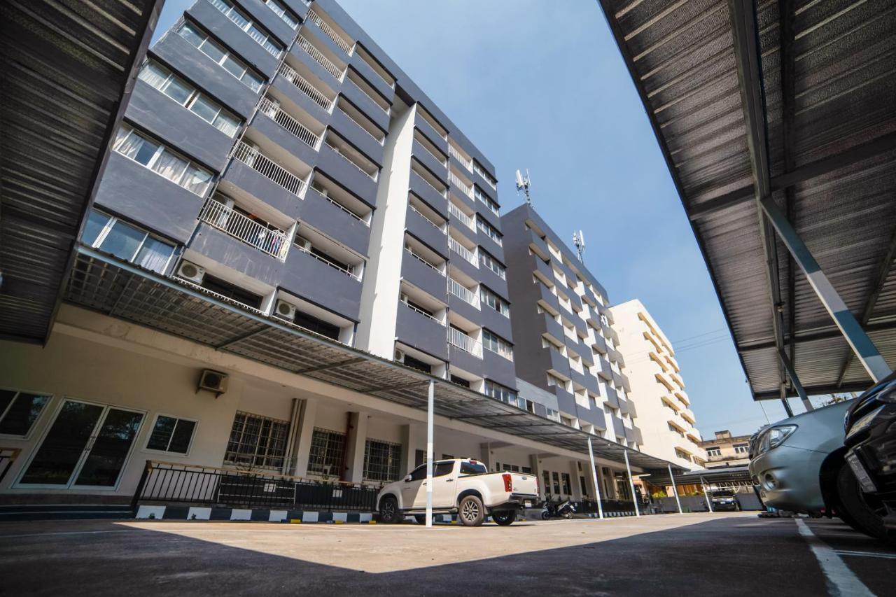 Oyo 602 L'Hotel בנגקוק מראה חיצוני תמונה