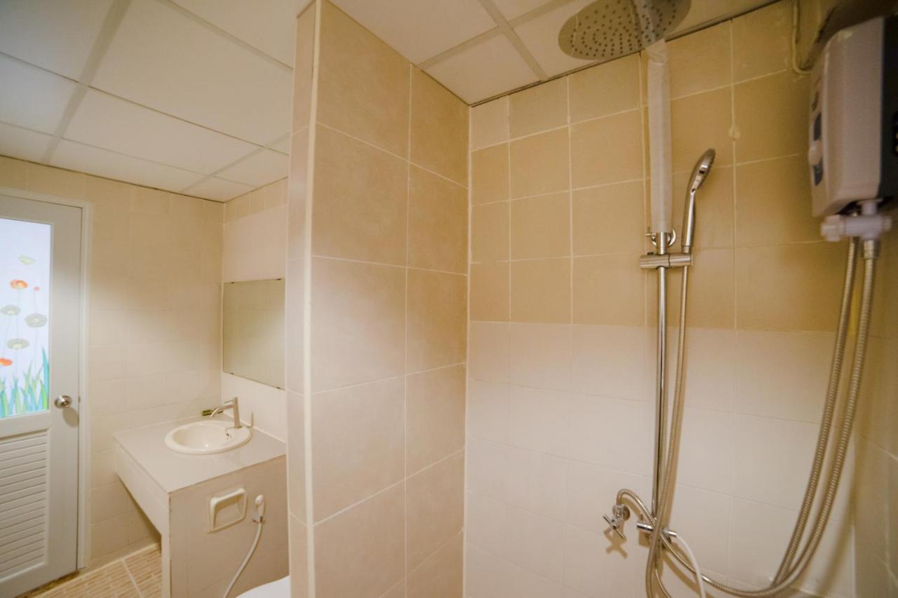 Oyo 602 L'Hotel בנגקוק מראה חיצוני תמונה